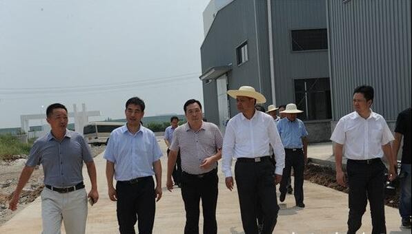 市長秦軍到封神新材調研指導工作